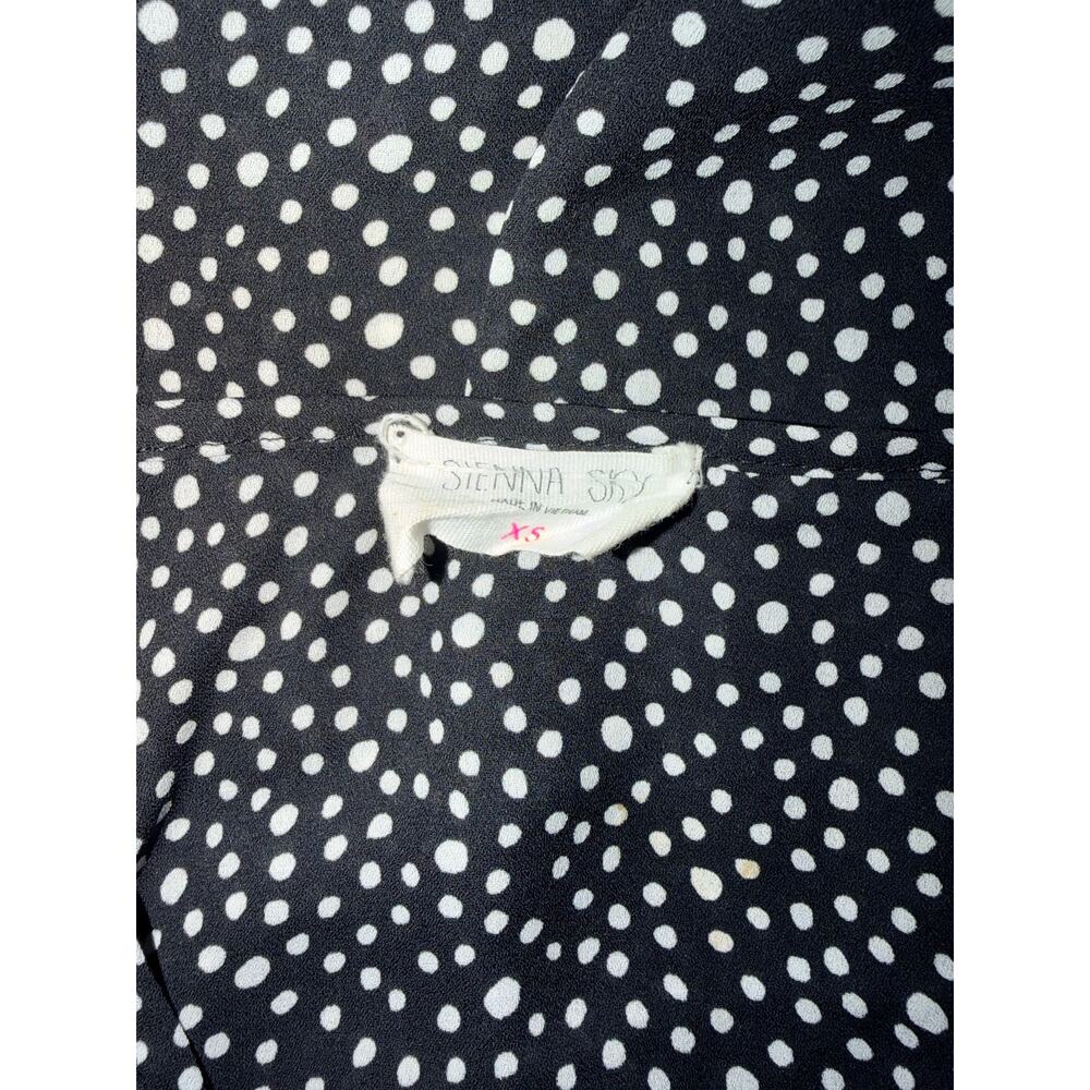 Sienna Sky Black and White  XS  3/4 Sleeve Top - Picture 4 of 4